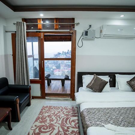 2K Hotel Kohima Exterior foto